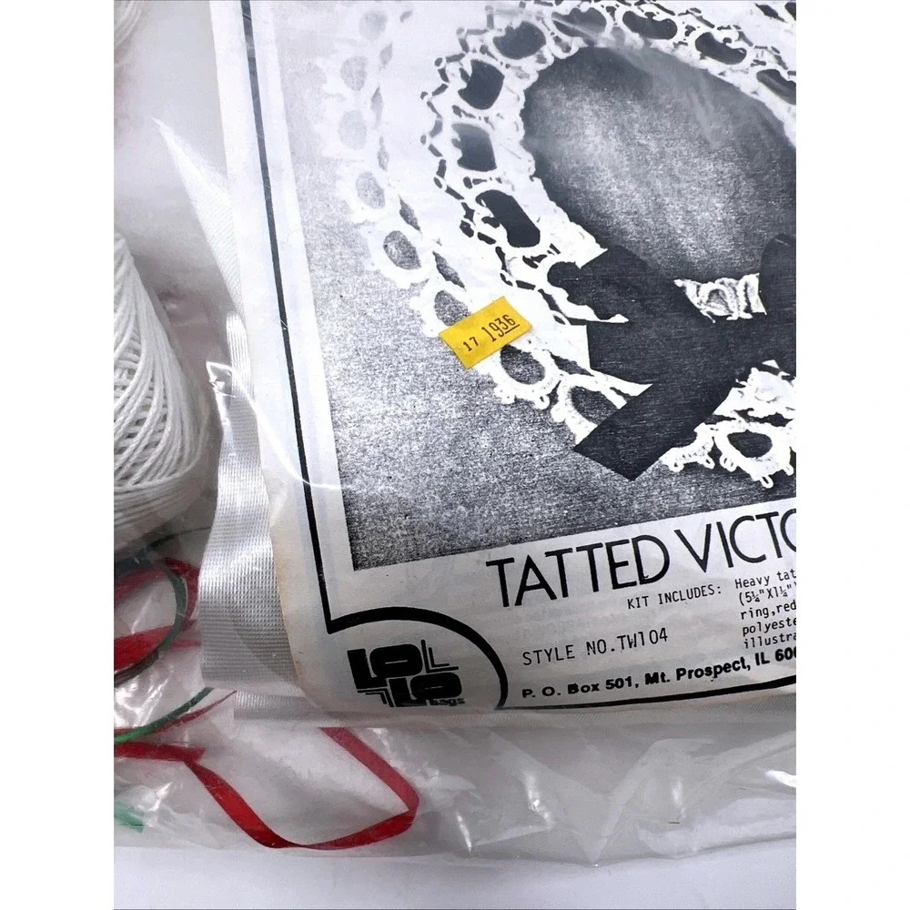 Vintage Tradition Today Tatted Victorian Wreath Kit Tatting Thread 1981 Shuttle